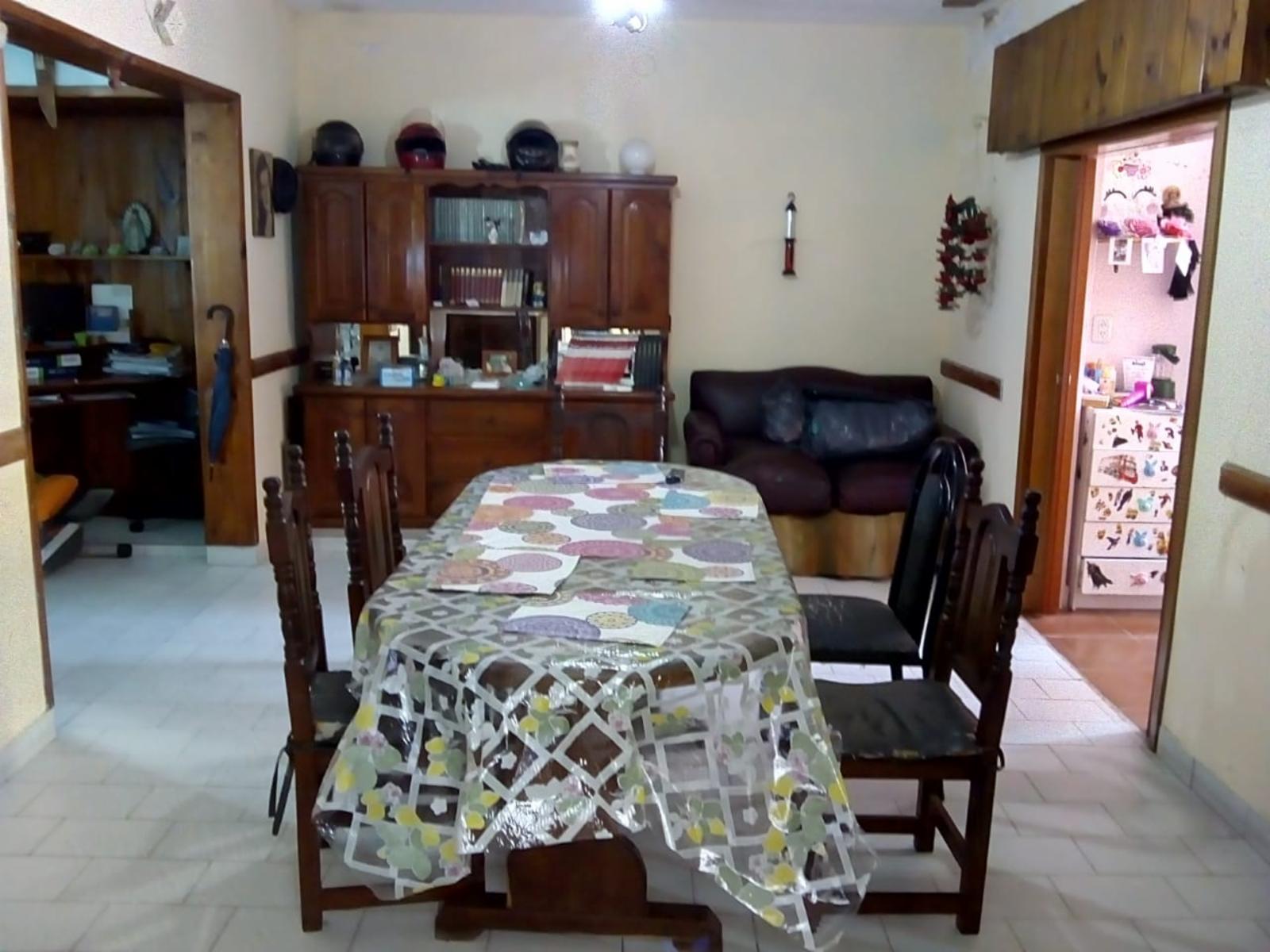 Casa de dos plantas Paso del Rey Norte — foto 8