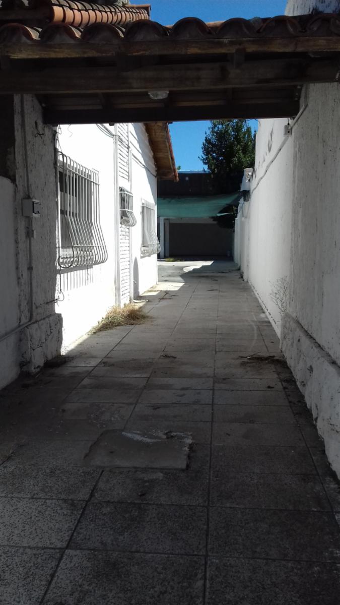 Cocheras en Alquiler Paso del Rey Centro, Frente club Social - 2