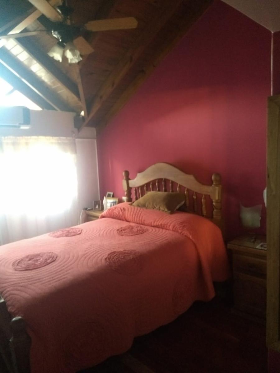 Hermosa casa con 5 dormitorios en Moreno Sur. — foto 9