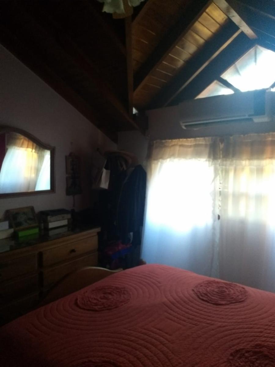 Hermosa casa con 5 dormitorios en Moreno Sur. — foto 10
