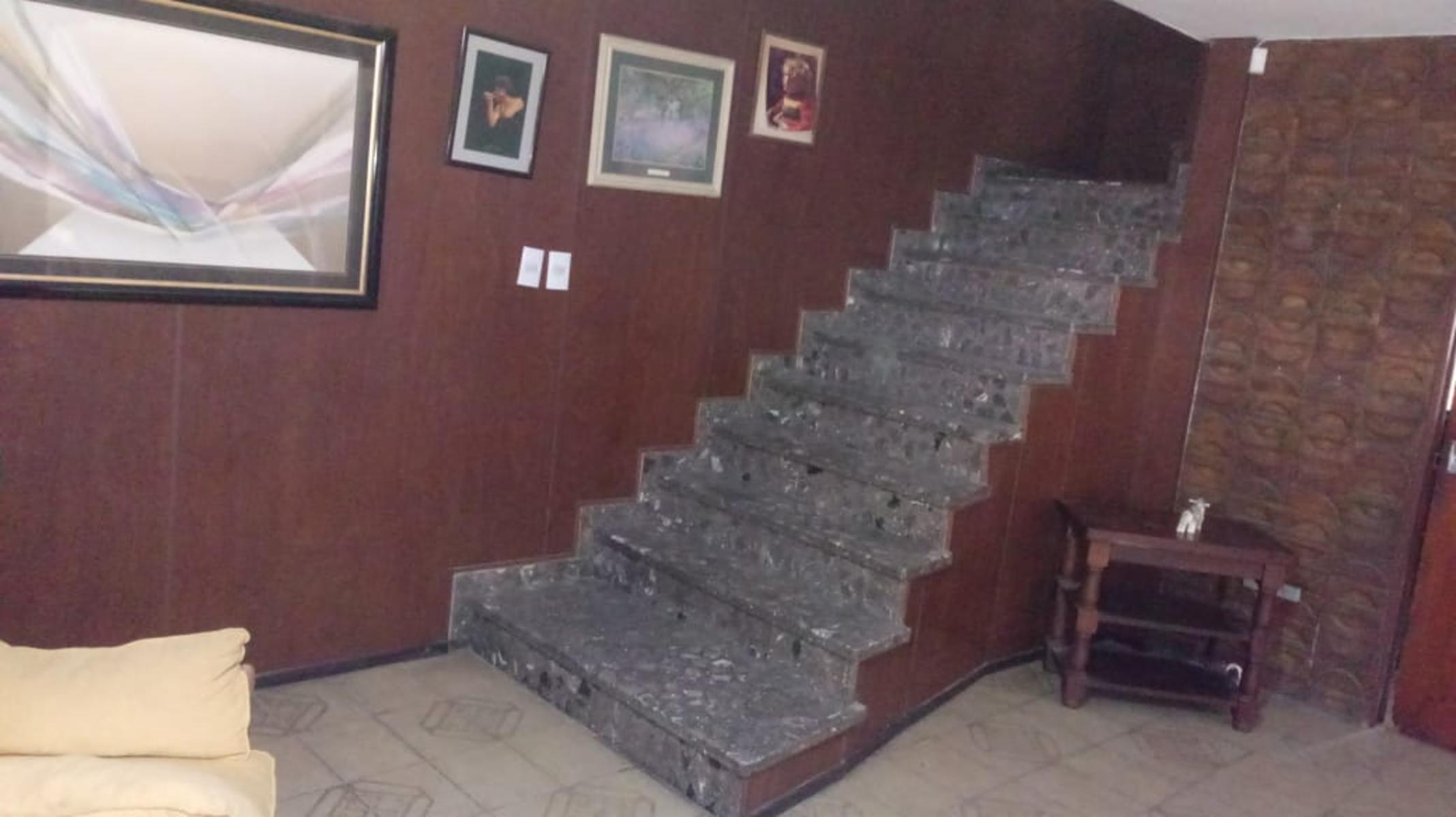 Venta, Casa de dos plantas Paso del Rey Sur — foto 5