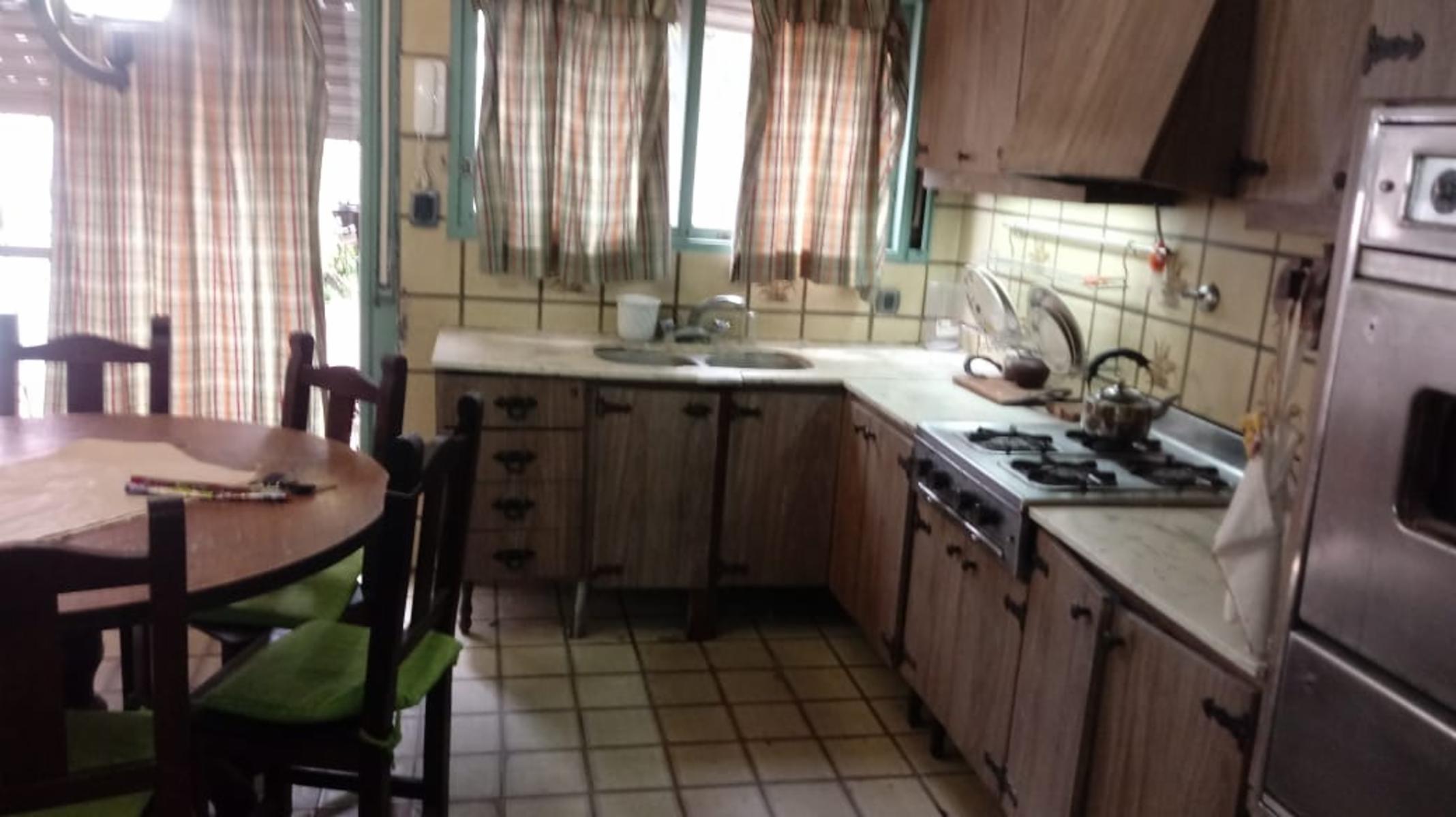 Venta, Casa de dos plantas Paso del Rey Sur — foto 6