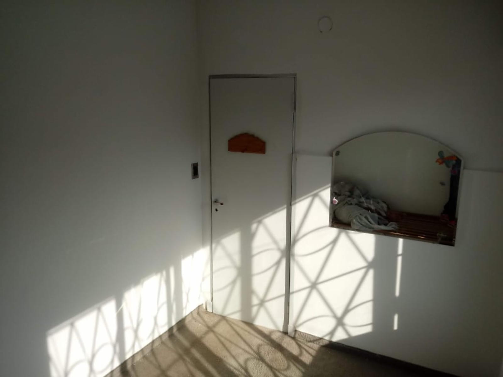 Venta, Casa de dos plantas Paso del Rey Sur — foto 14