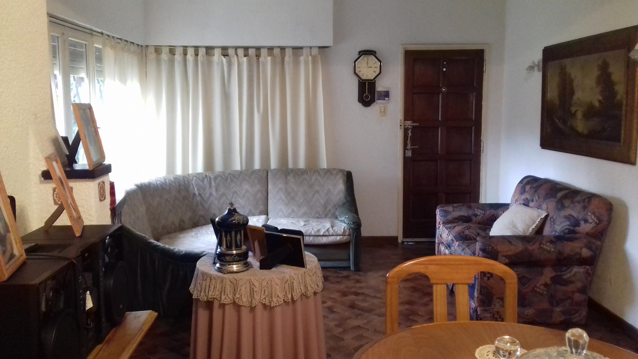 Hermosa casa con dependencia en venta — foto 8