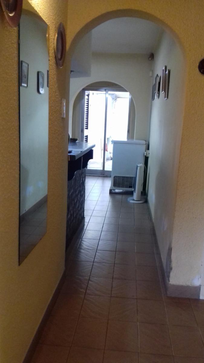 Hermosa casa con dependencia en venta — foto 10