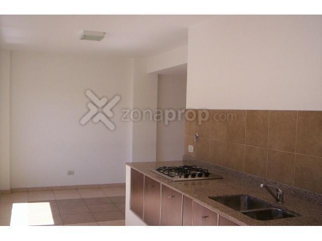 INCREIBLE DEPARTAMENTO EXCELENTE ESTADO SOBRE AVDA. SAN ISIDRO LABRADOR — foto 11