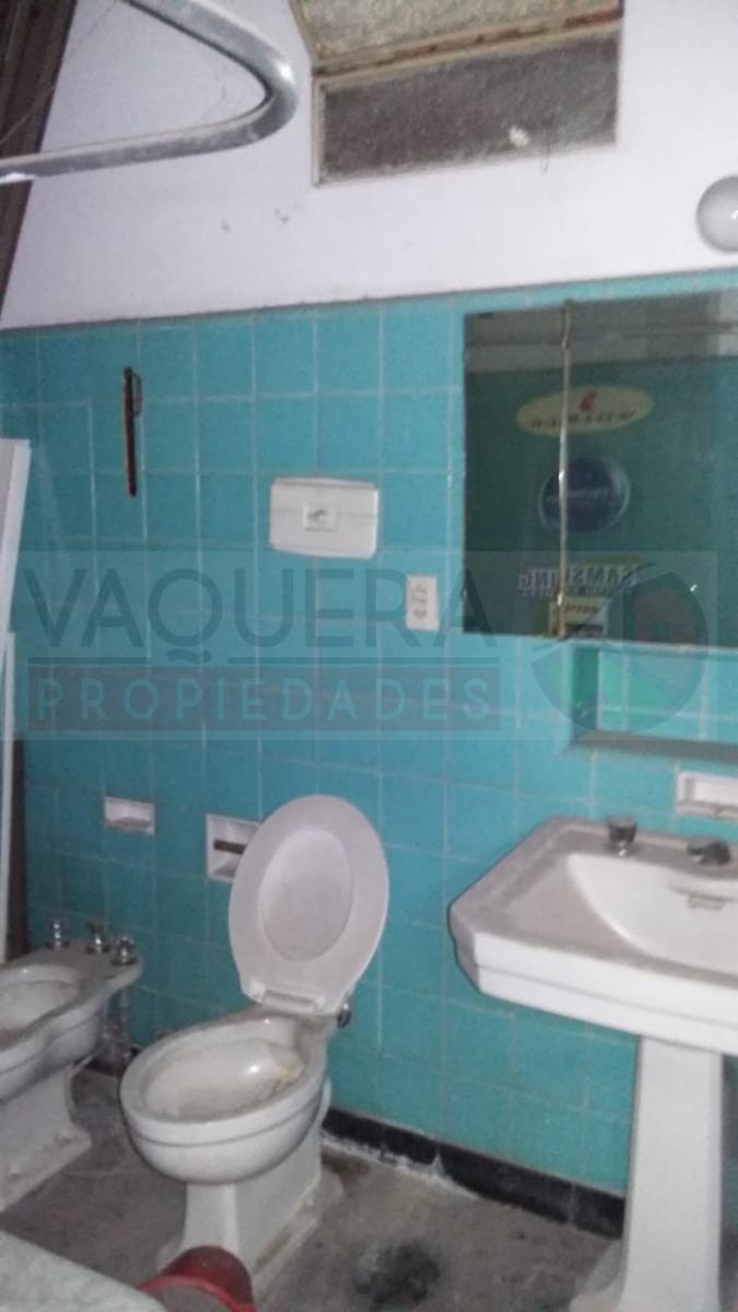 Importante chalet a refaccionar en microcentro de San Miguel — foto 7