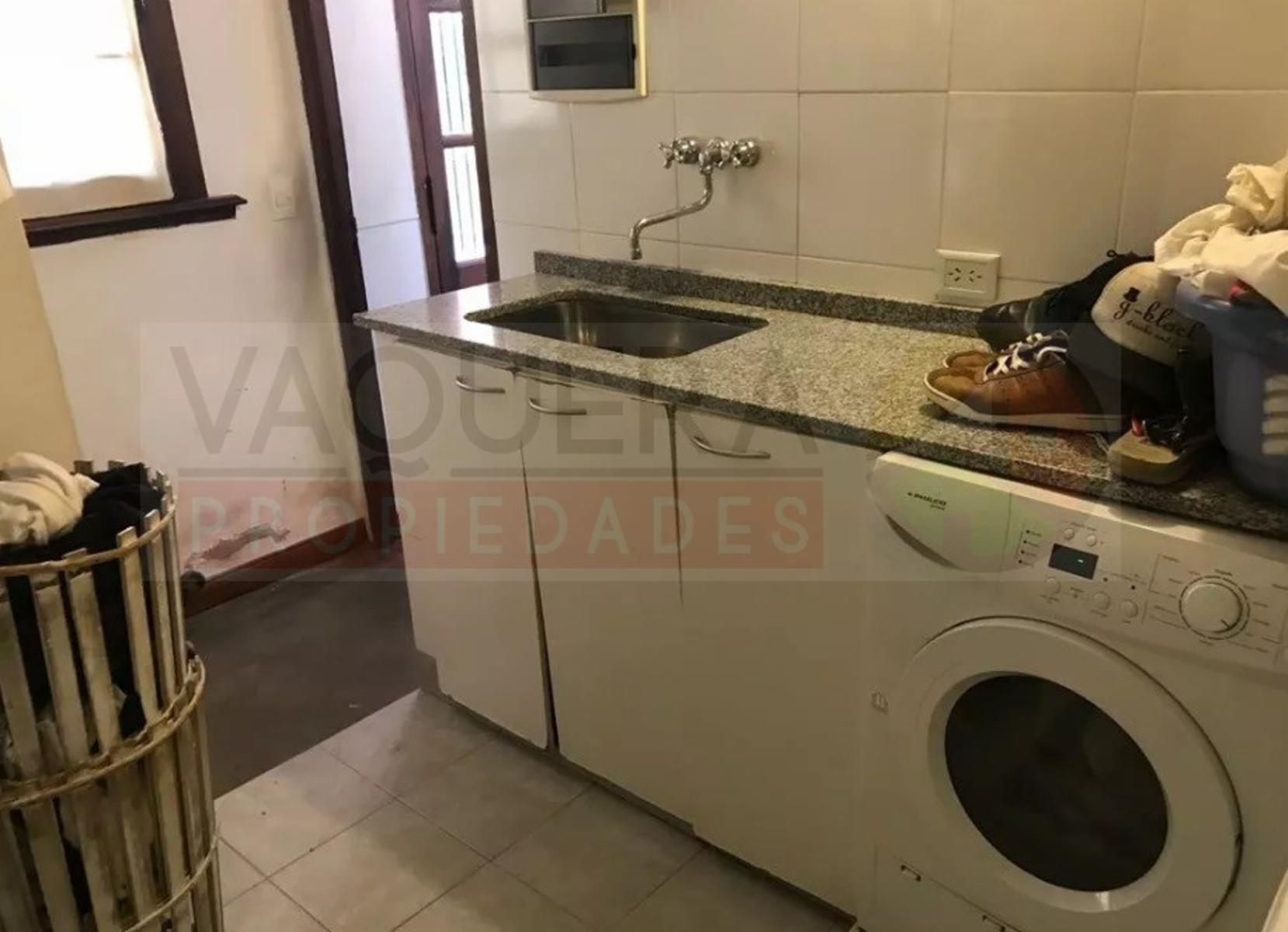 Elegante casa de dos plantas sobre lote propio en San Fernando — foto 7