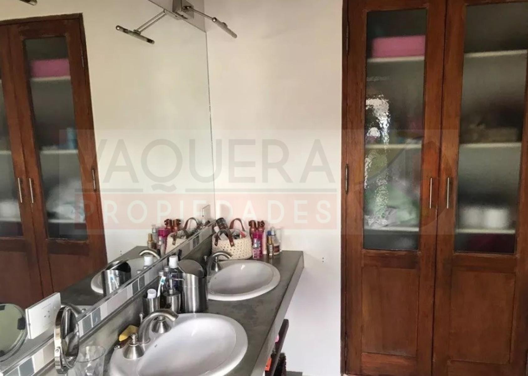 Elegante casa de dos plantas sobre lote propio en San Fernando — foto 11