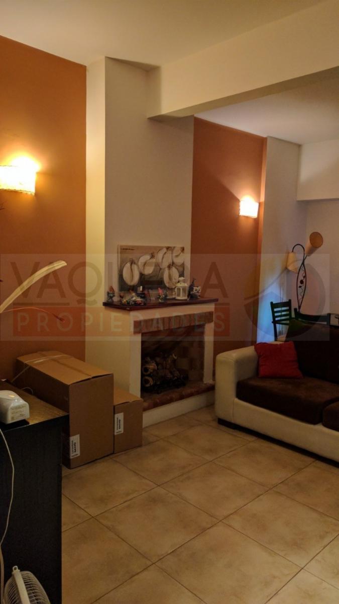 Amplio PH Planta Baja Al Frente, Tipo Casa, Totalmente Independiente. APTO CREDITO.