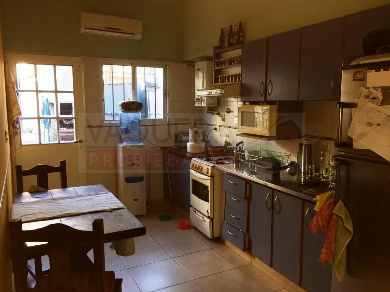 Amplio PH Planta Baja Al Frente, Tipo Casa, Totalmente Independiente. APTO CREDITO. — foto 5