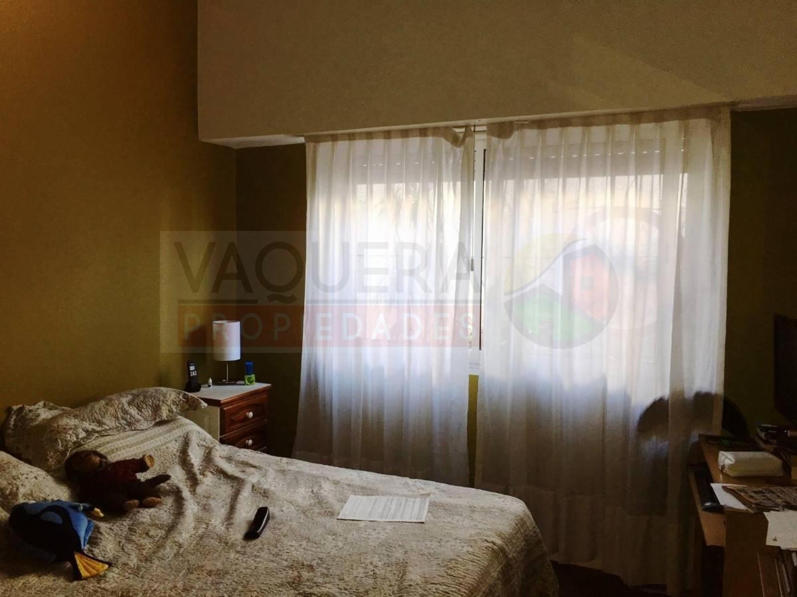 Amplio PH Planta Baja Al Frente, Tipo Casa, Totalmente Independiente. APTO CREDITO. — foto 9