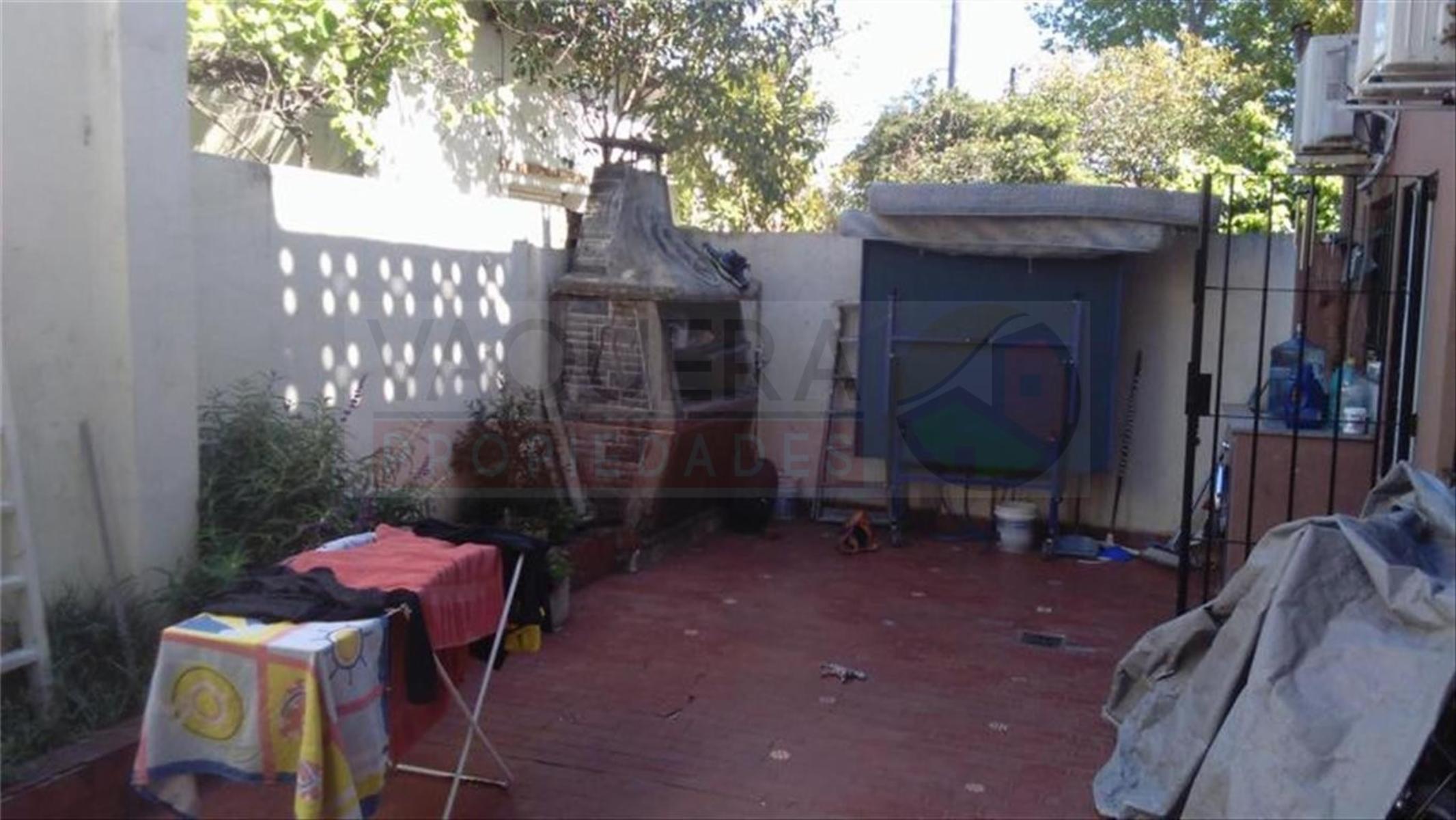 Amplio PH Planta Baja Al Frente, Tipo Casa, Totalmente Independiente. APTO CREDITO. — foto 11