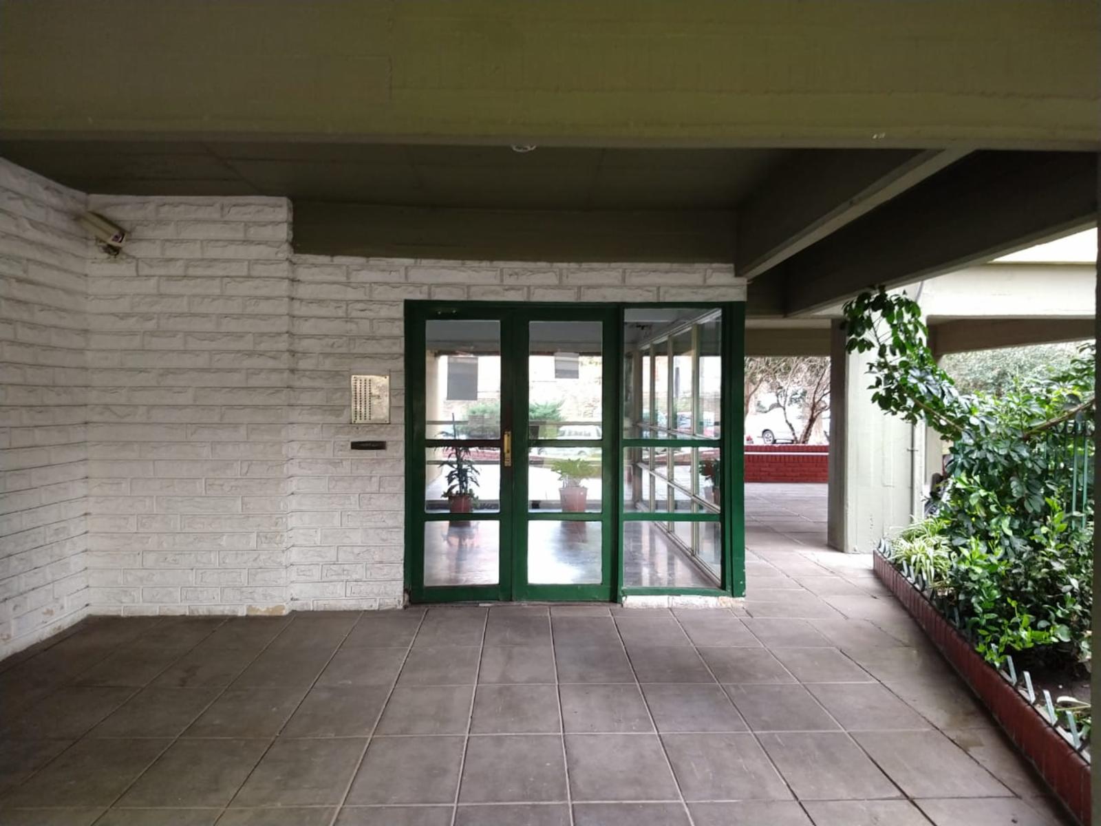 Departamento de tres dormitorios en venta en Villa Madero — foto 4