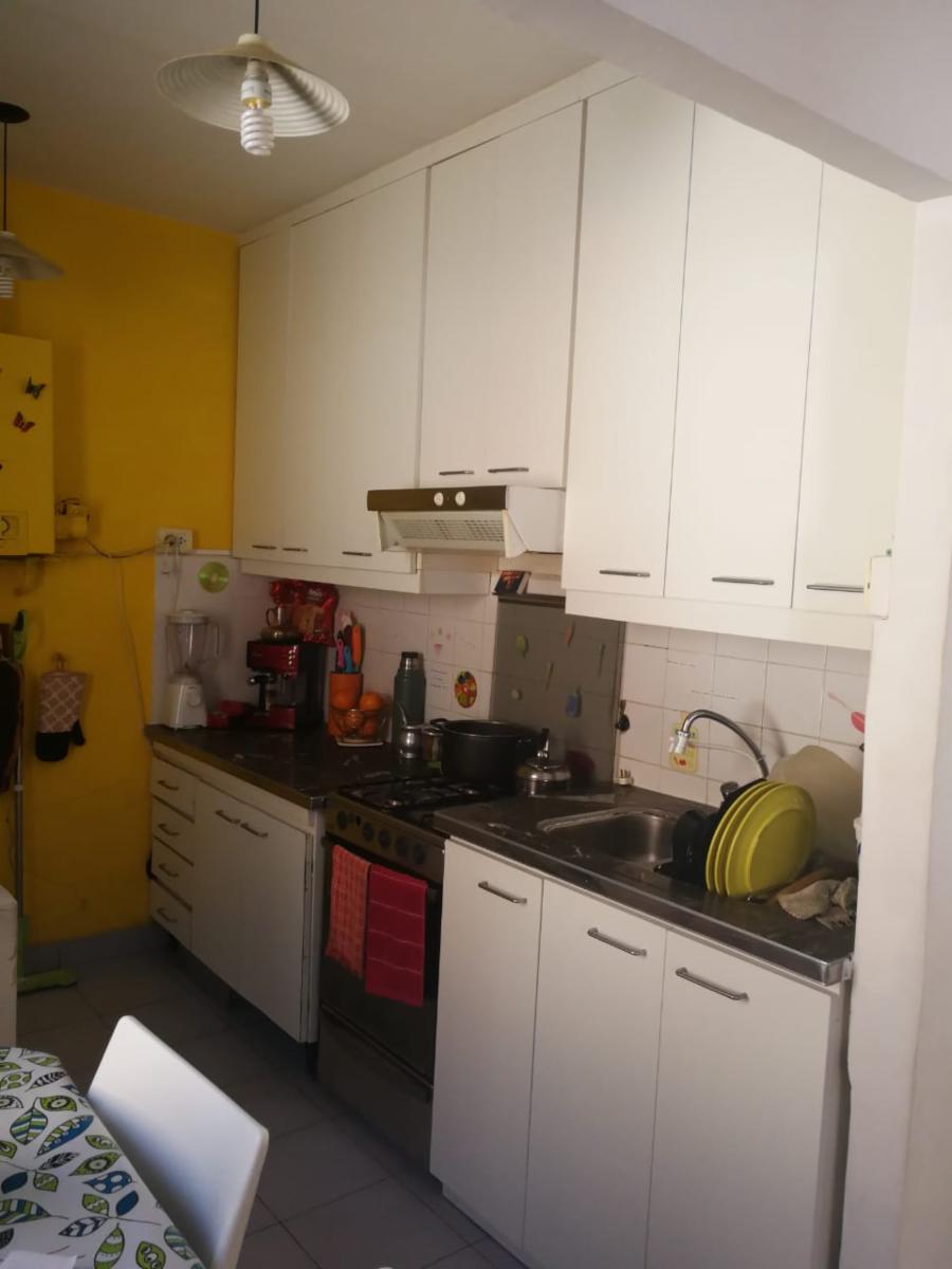 Hermoso y cómodo departamento de tres ambientes con cochera en venta en San Isidro. — foto 12