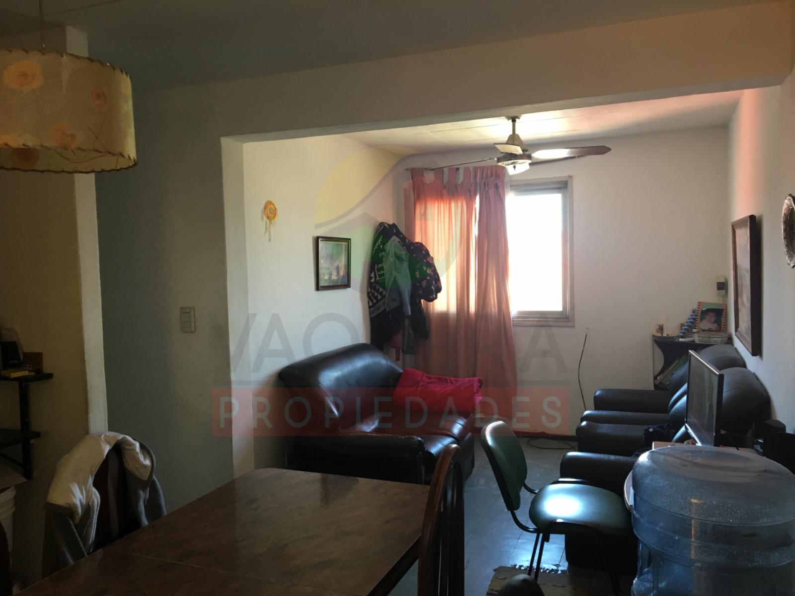 Luminoso departamento de tres dormitorios en venta en San Isidro. — foto 2