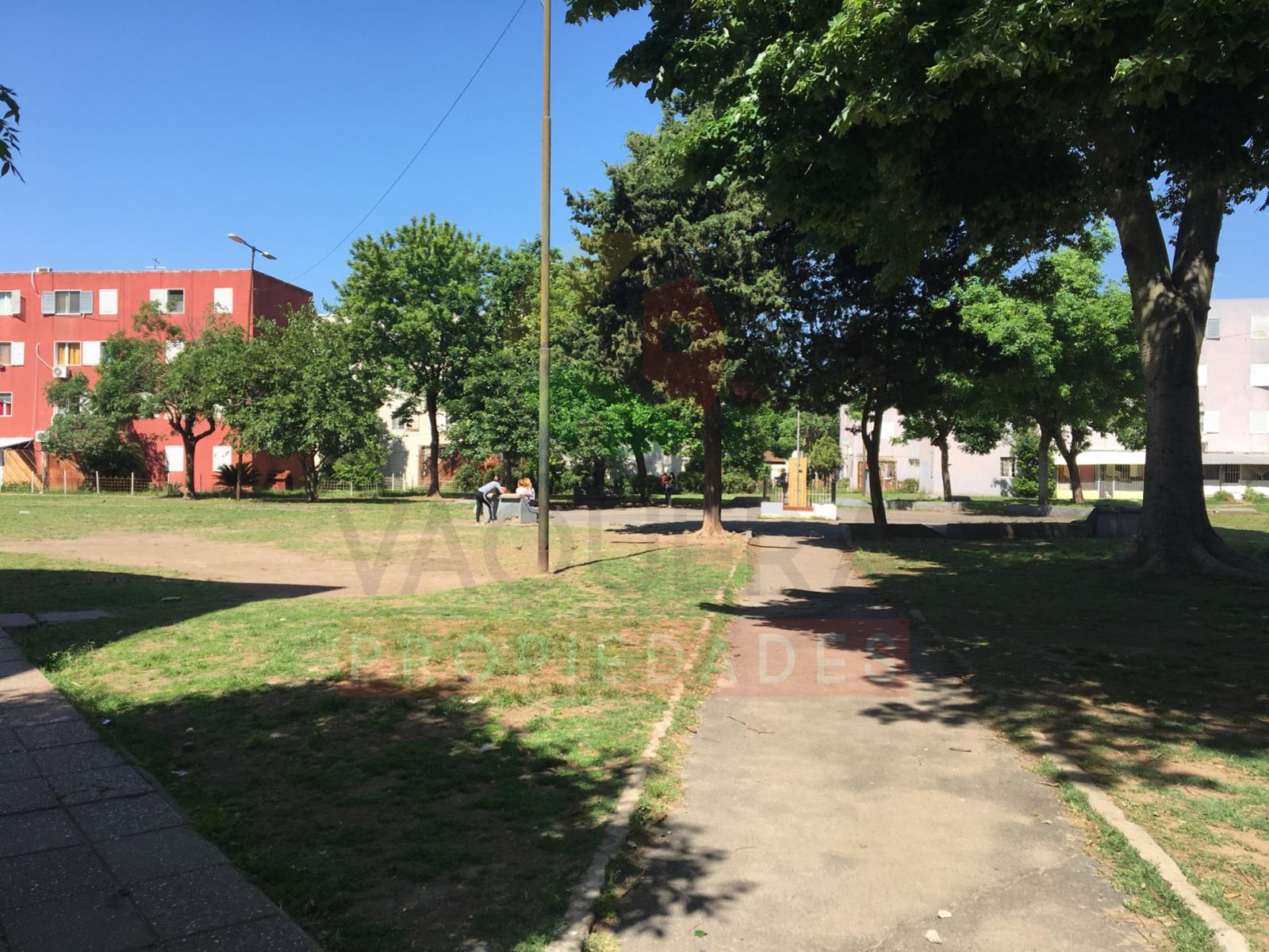 Luminoso departamento de tres dormitorios en venta en San Isidro. — foto 13