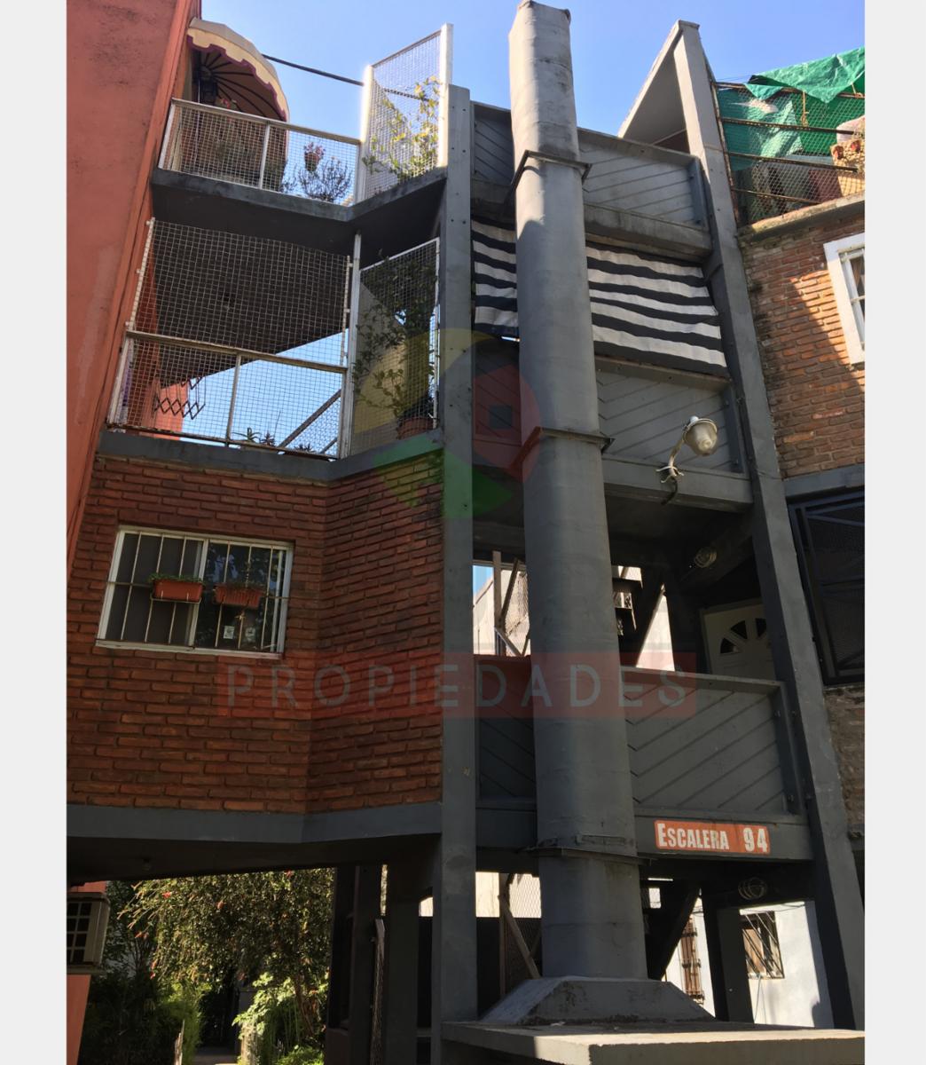 Luminoso departamento de tres dormitorios en venta en San Isidro. — foto 14
