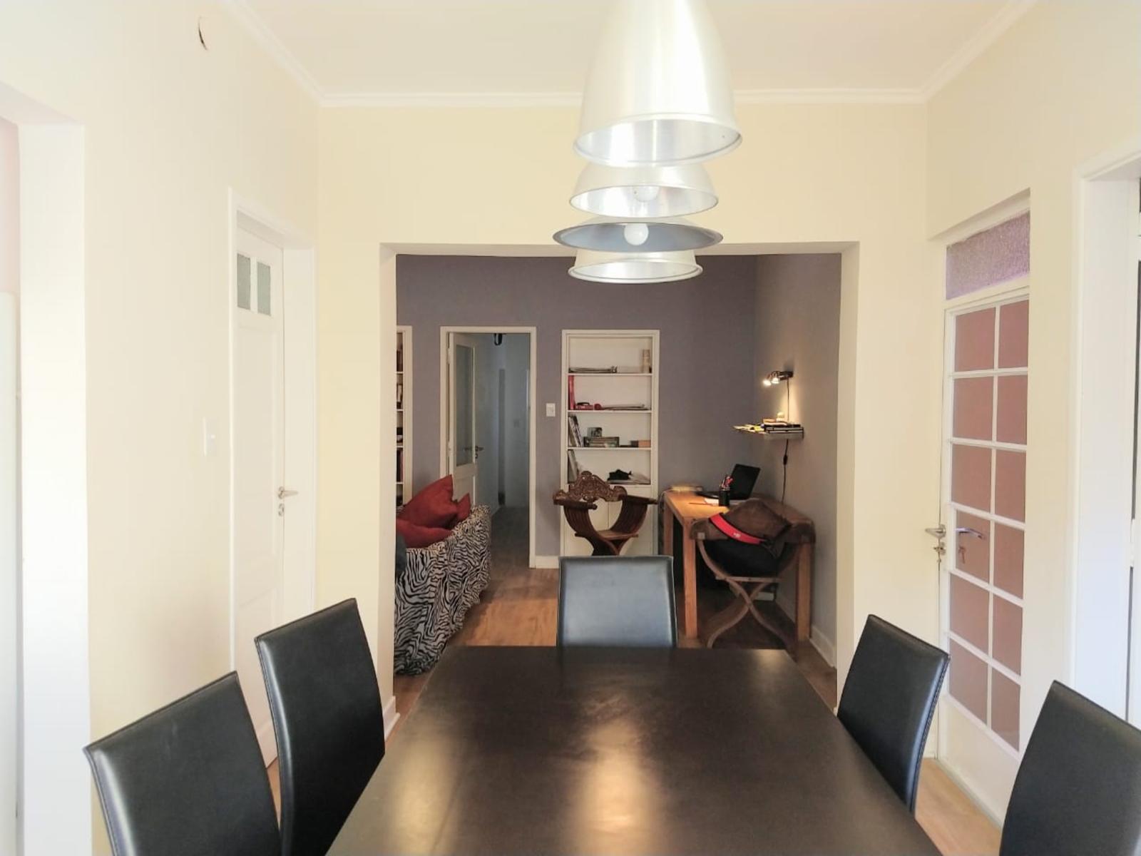 Impecable PH en pleno centro de Victoria en venta.