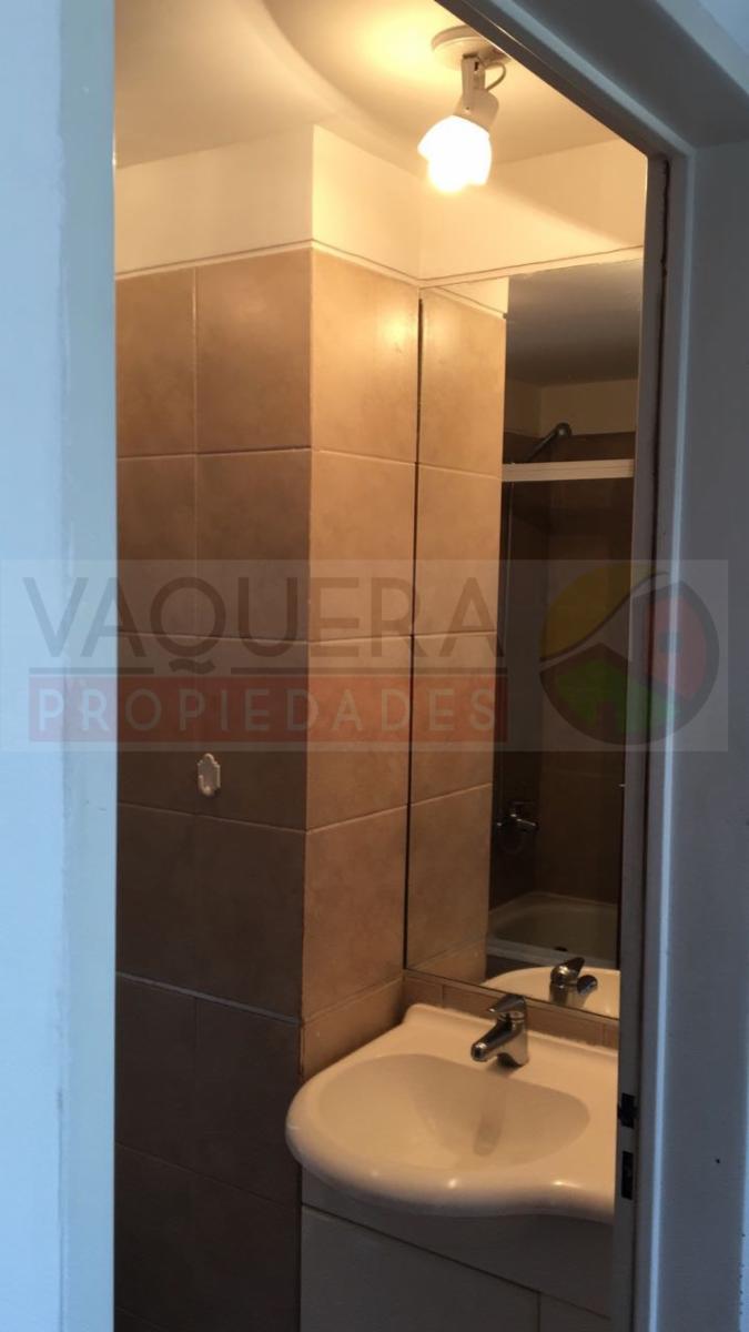 Departamento de dos ambientes con impresionante vista abierta de San Fernando. — foto 9