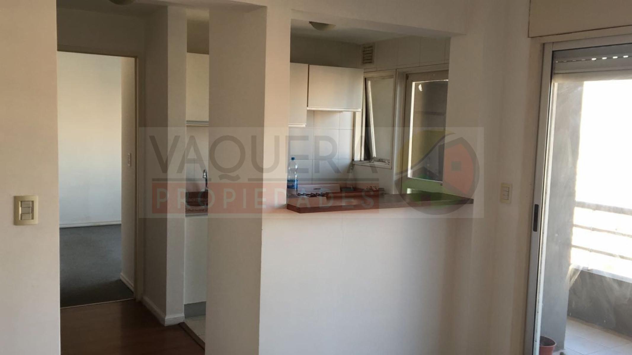 Departamento de dos ambientes con impresionante vista abierta de San Fernando. — foto 12