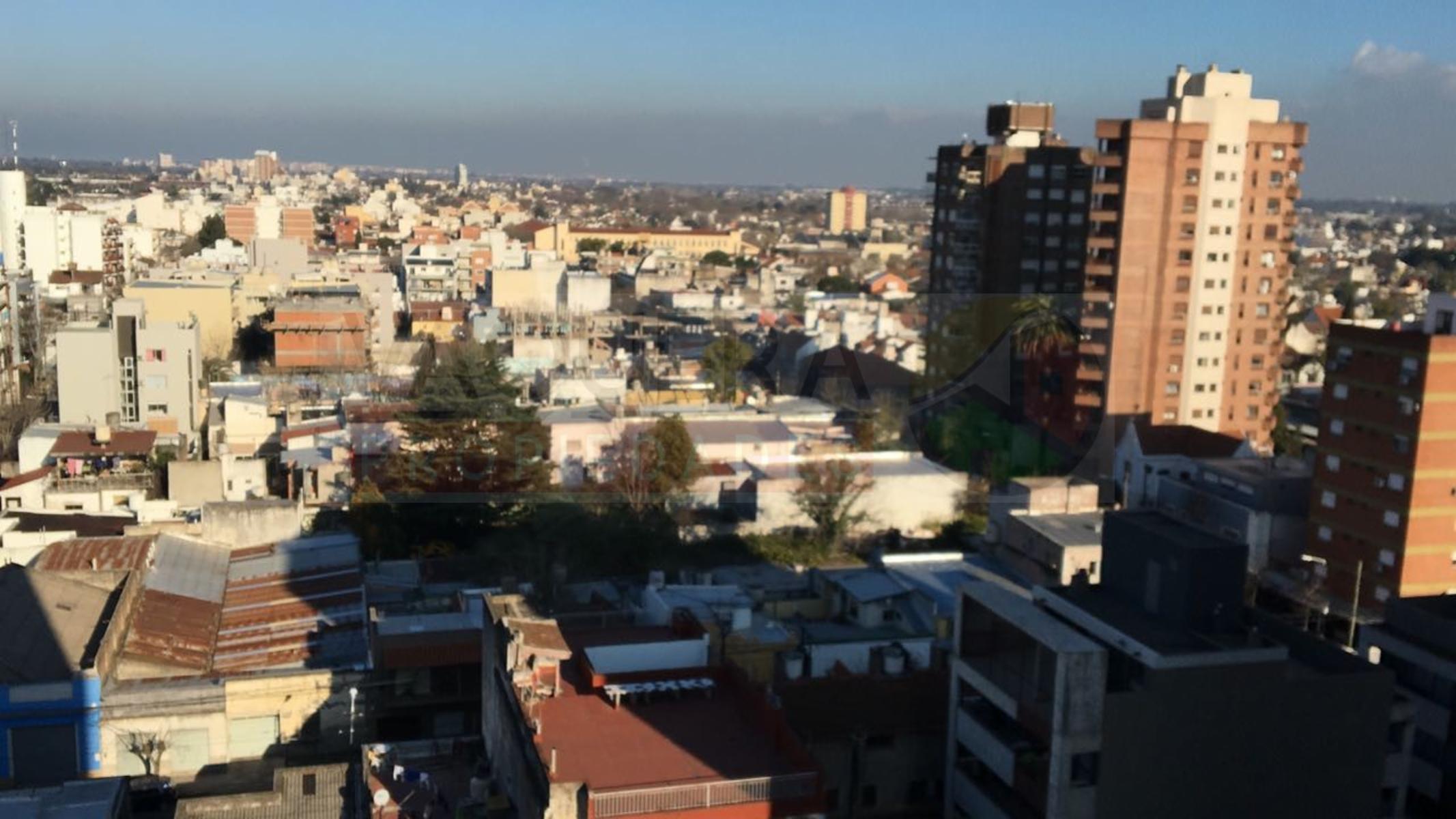 Departamento de dos ambientes con impresionante vista abierta de San Fernando. — foto 15