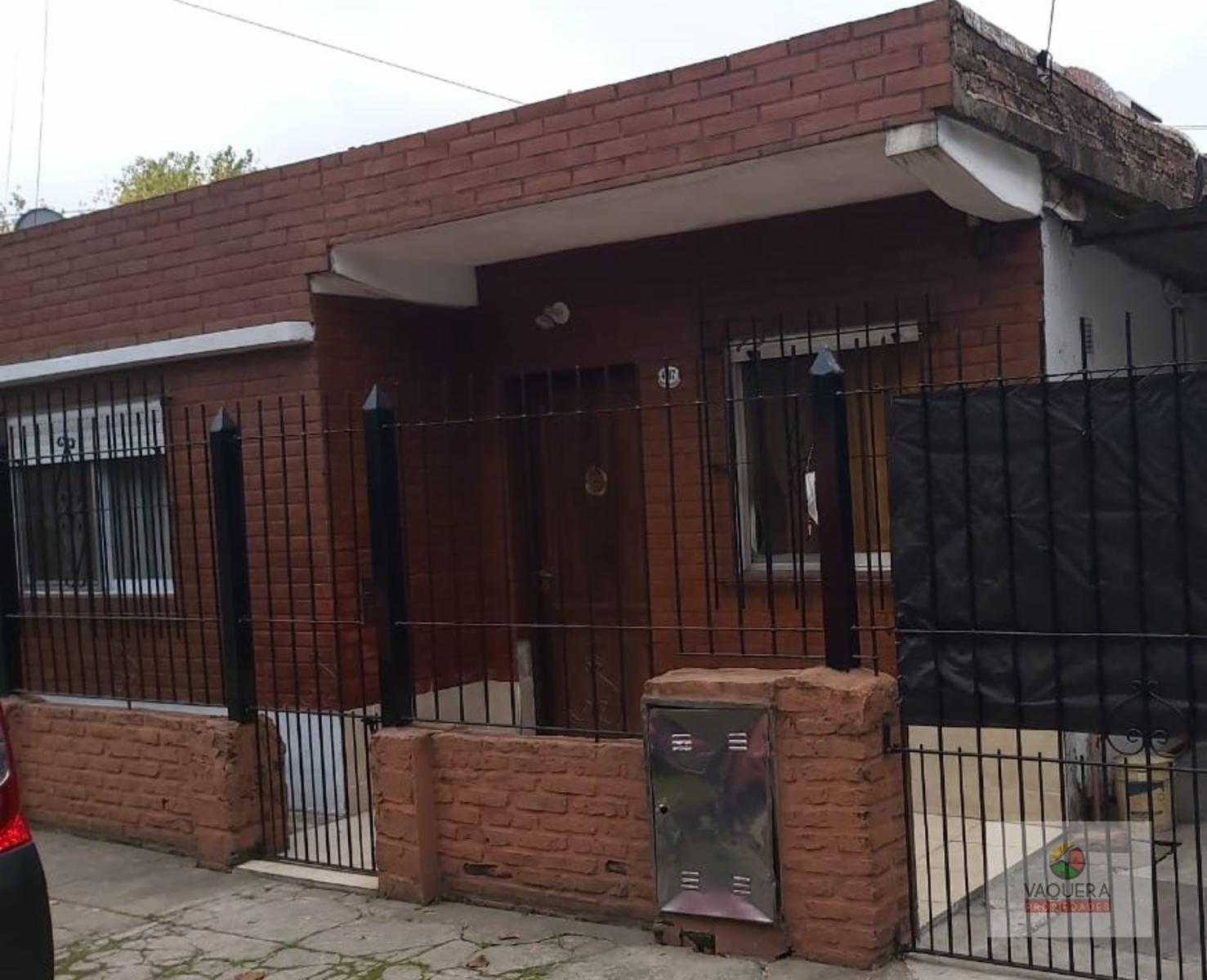 VaqueraPropiedades vende casa de tres dormitorios en San Fernando — foto 2