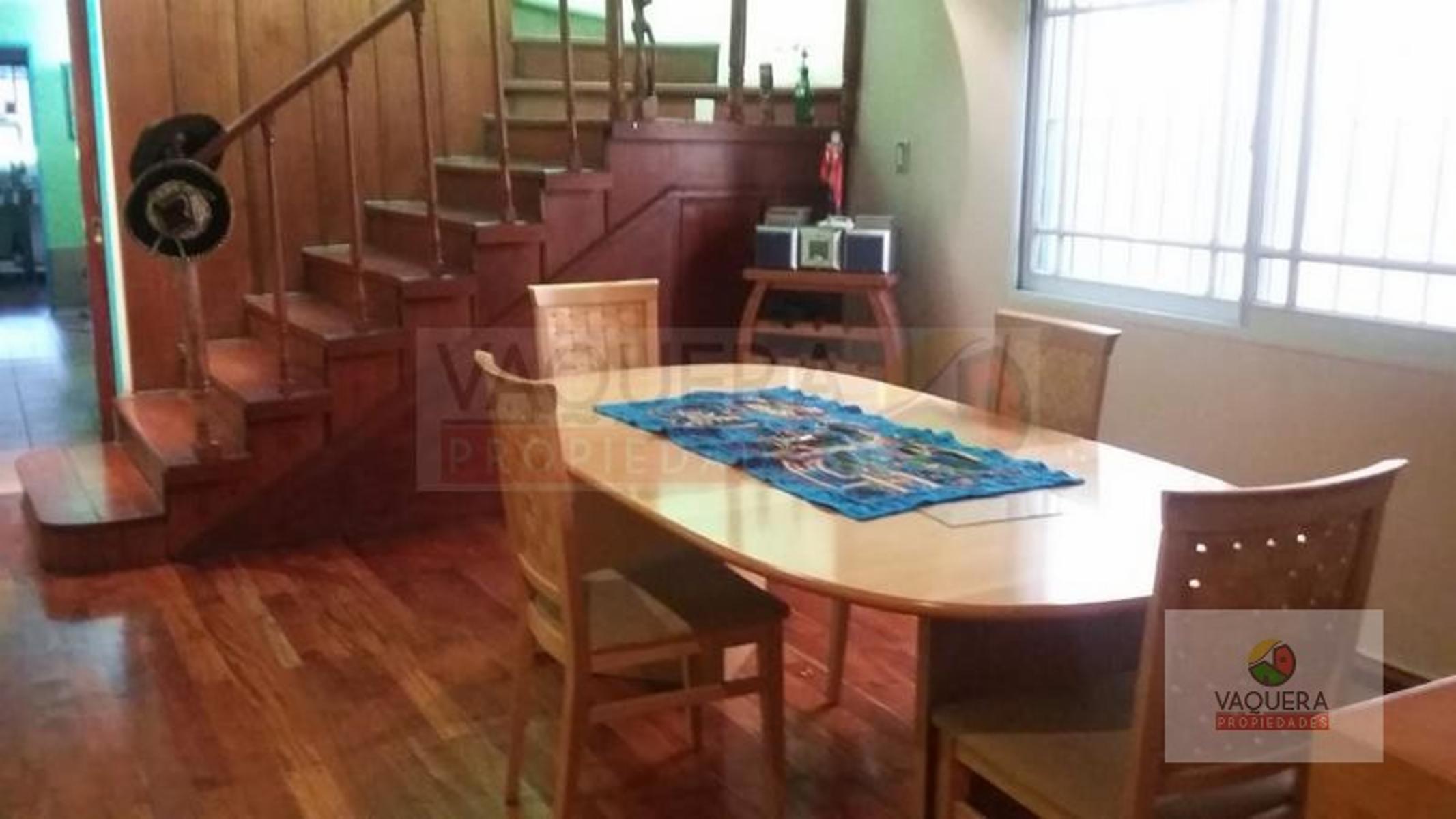 Vaquerapropiedades Vende Chalet en Dos Plantas, Terreno Propio, en San Fernando. — foto 4