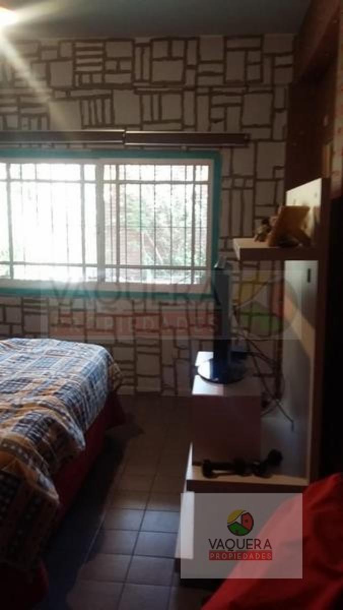 Vaquerapropiedades Vende Chalet en Dos Plantas, Terreno Propio, en San Fernando. — foto 6
