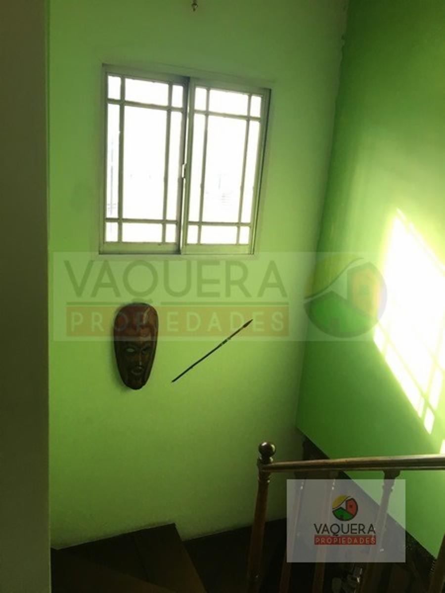 Vaquerapropiedades Vende Chalet en Dos Plantas, Terreno Propio, en San Fernando. — foto 10