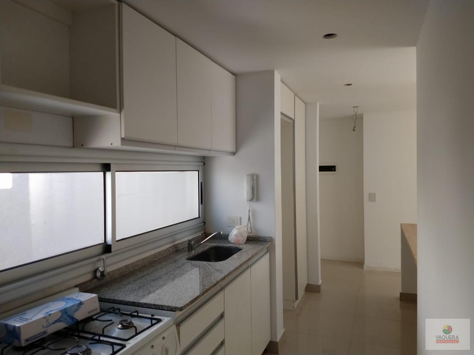 Vaquerapropiedades Vende Hermoso Departamento de Dos Ambientes en San Fernando. — foto 8