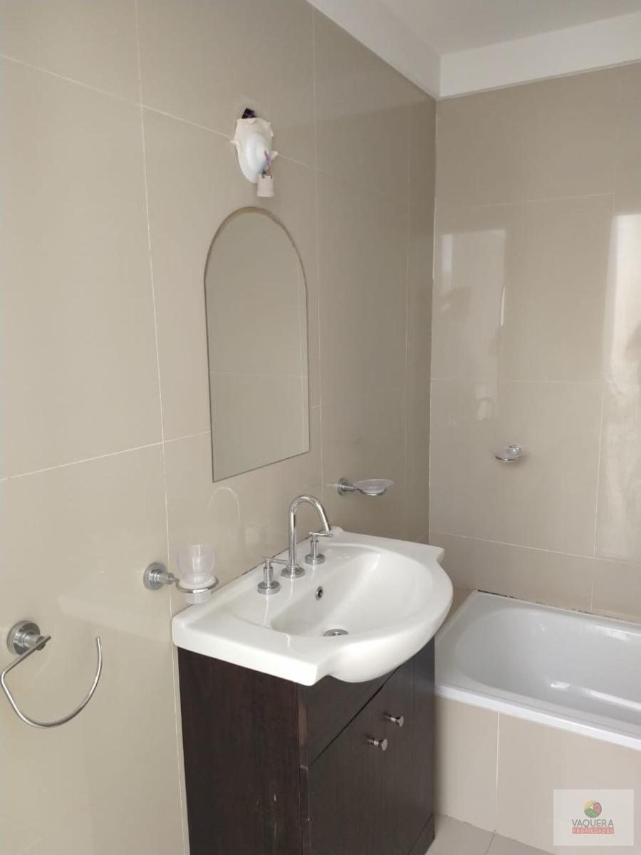 Vaquerapropiedades Vende Hermoso Departamento de Dos Ambientes en San Fernando. — foto 9
