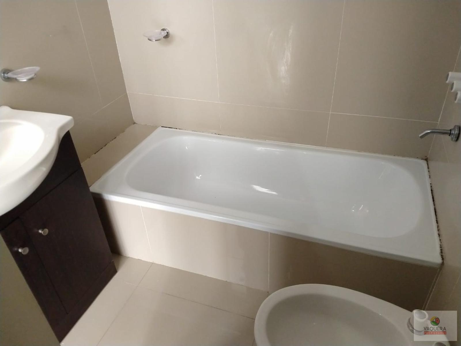 Vaquerapropiedades Vende Hermoso Departamento de Dos Ambientes en San Fernando. — foto 13