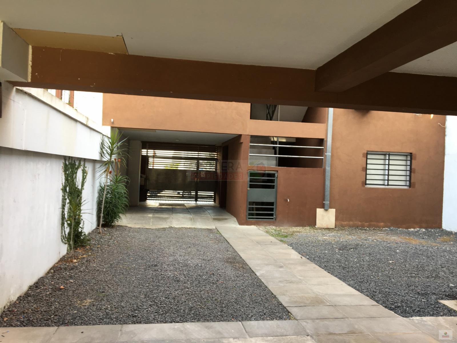 VaqueraPropiedades vende moderno departamento en San Fernando. Libertador al rio.