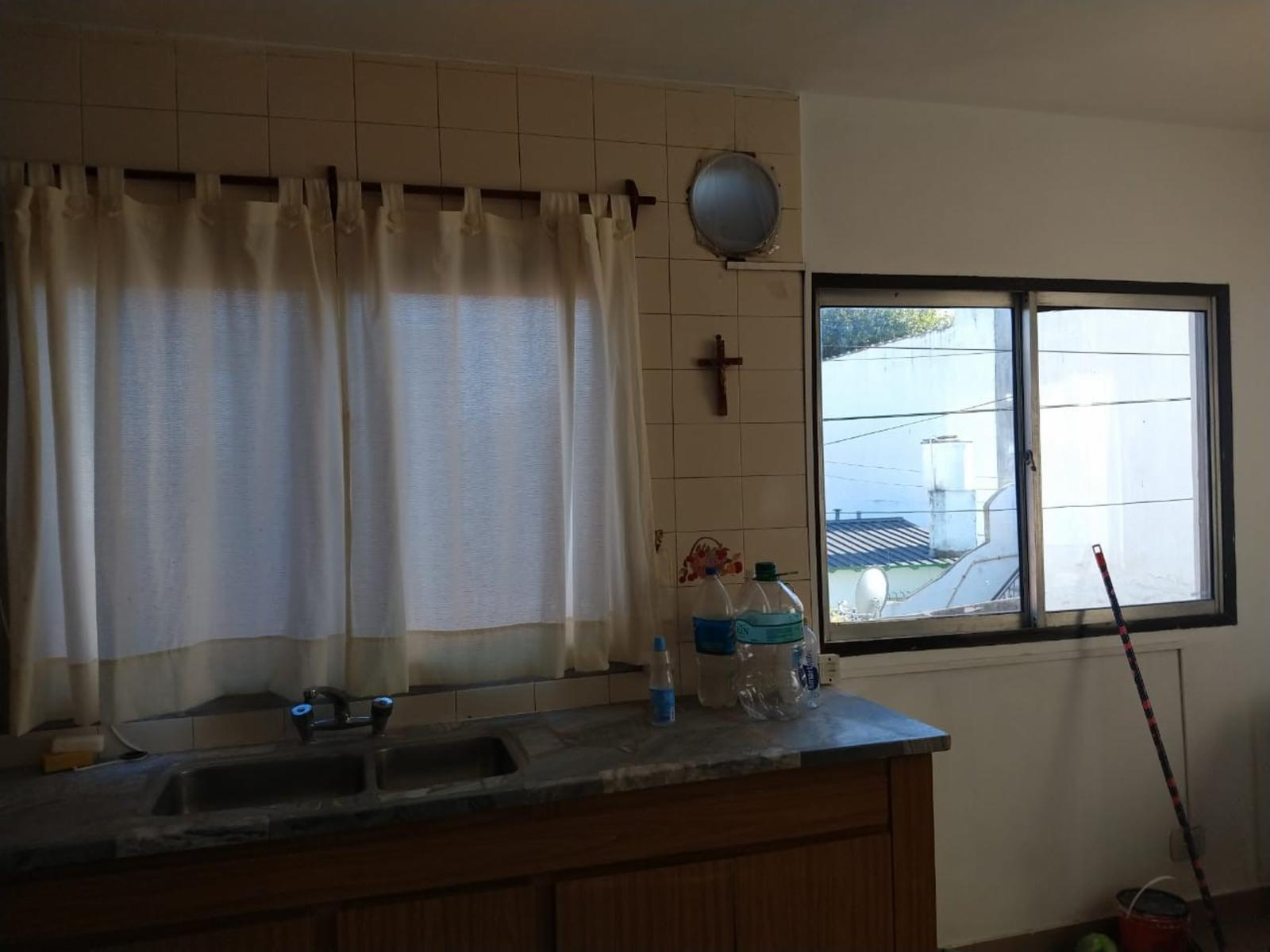 Vaquerapropiedades Vende PH en Planta Alta Al Frente, en Victoria, San Fernando. — foto 2