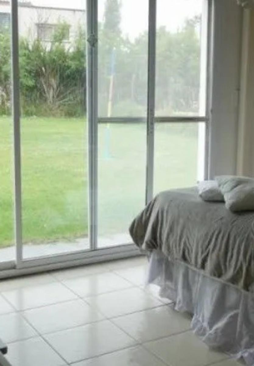 VaqueraPropiedades vende casa en barrio cerrado Santa Catalina de Benavidez — foto 9