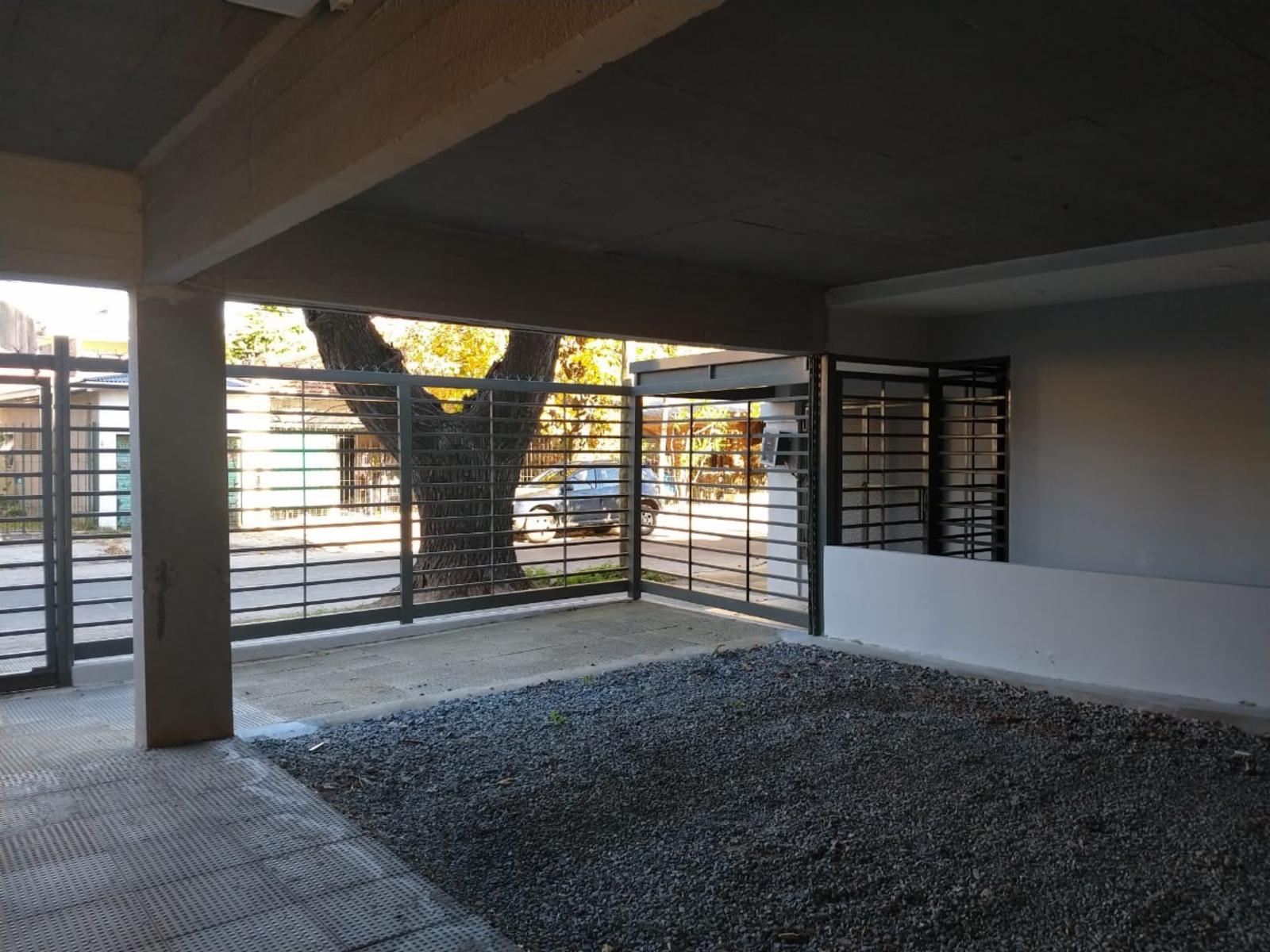 VaqueraPropiedades vende departamento de tres ambientes y dos cocheras en Beccar. — foto 2