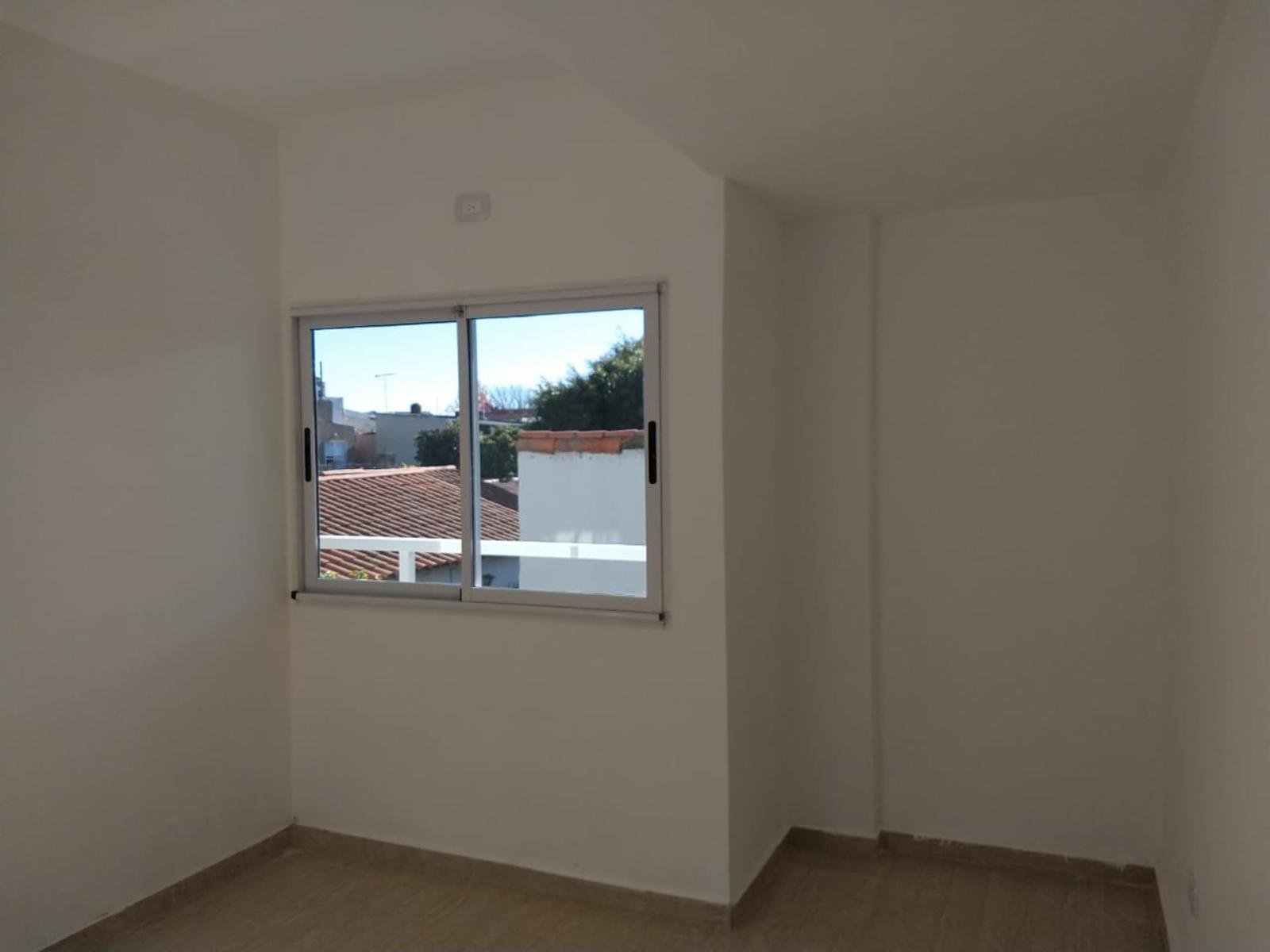 VaqueraPropiedades vende departamento de tres ambientes y dos cocheras en Beccar. — foto 12