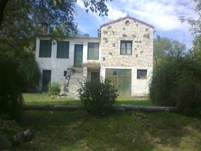 Casa en Venta en Alta Gracia, Santa María, Córdoba aprecio dolar celeste — foto 2