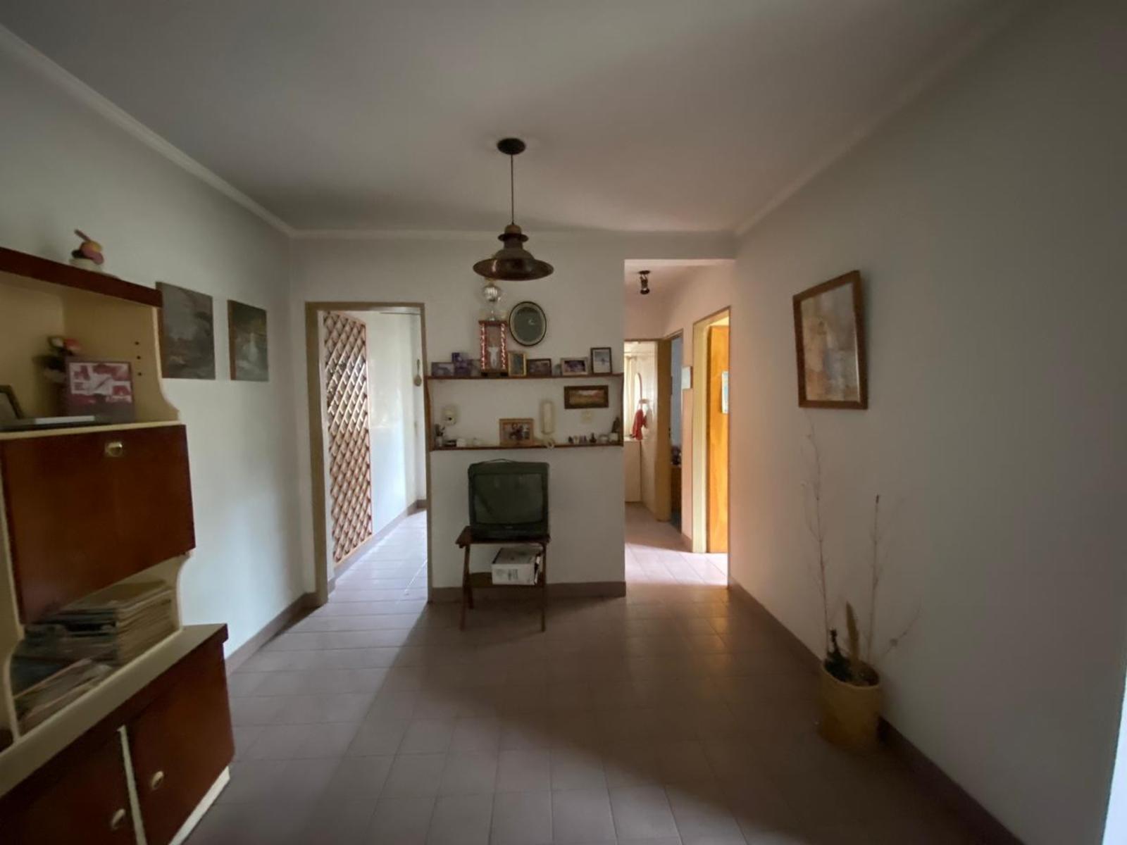 SE VENDE DEPARTAMENTO 3 AMBIENTES CON BALCON AL FRENTE EN MONTE GRANDE — foto 4