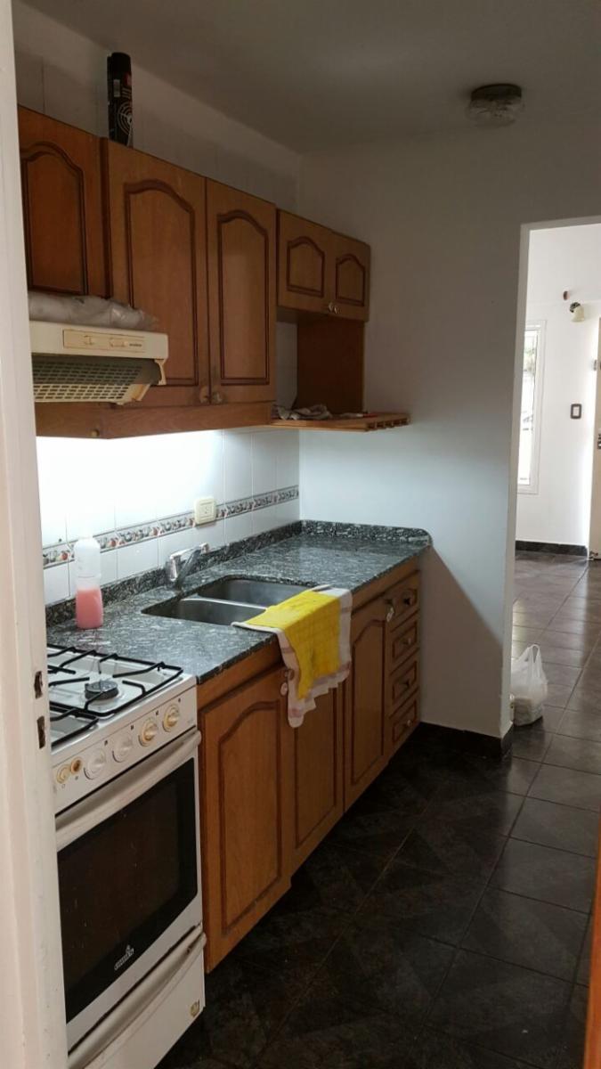 SE VENDE DUPLEX 2 AMBIENTES Y MEDIO CON COCHERA CUBIERTA, COCHERA DESCUBIERTA Y TERRZA EN SAN JUSTO — foto 9