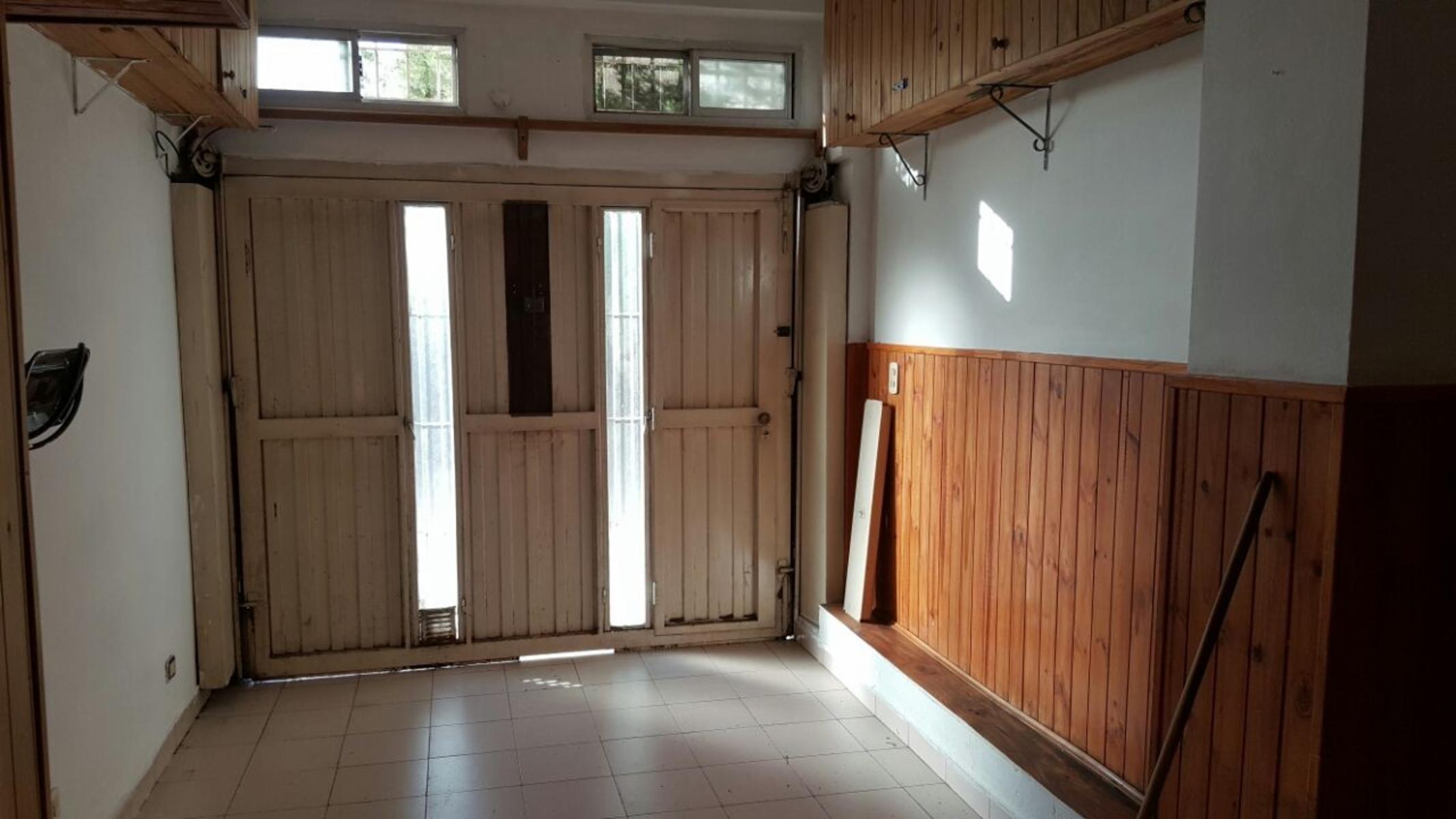 SE VENDE DUPLEX 2 AMBIENTES Y MEDIO CON COCHERA CUBIERTA, COCHERA DESCUBIERTA Y TERRZA EN SAN JUSTO — foto 12