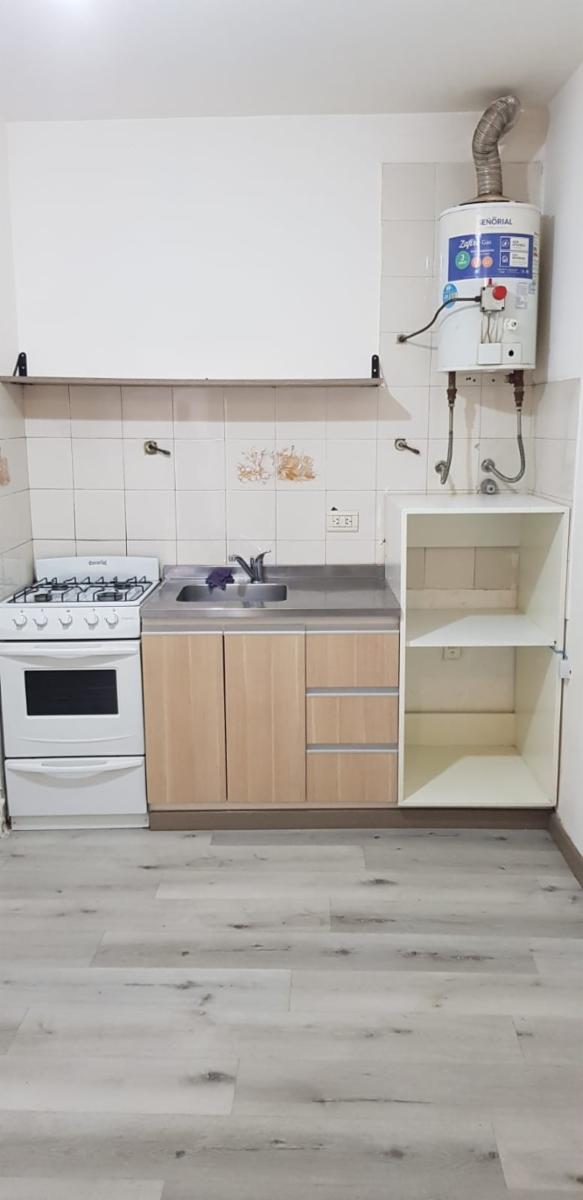 SE ALQUILA MONOAMBIENTE INTERNO CON PATIO LLARRAYA 2236 MATADEROS CABA - 2
