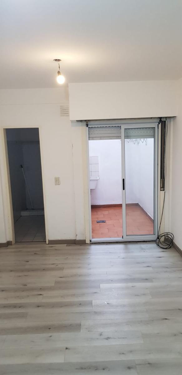 SE ALQUILA MONOAMBIENTE INTERNO CON PATIO LLARRAYA 2236 MATADEROS CABA - 4