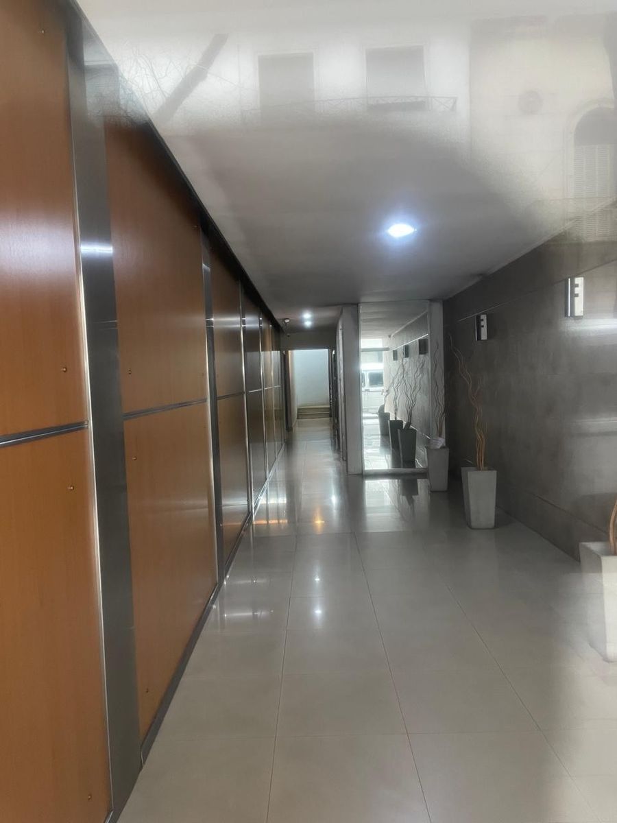 SE VENDE DEPARTAMENTO 2 AMBIENTES EN FLORESTA — foto 2
