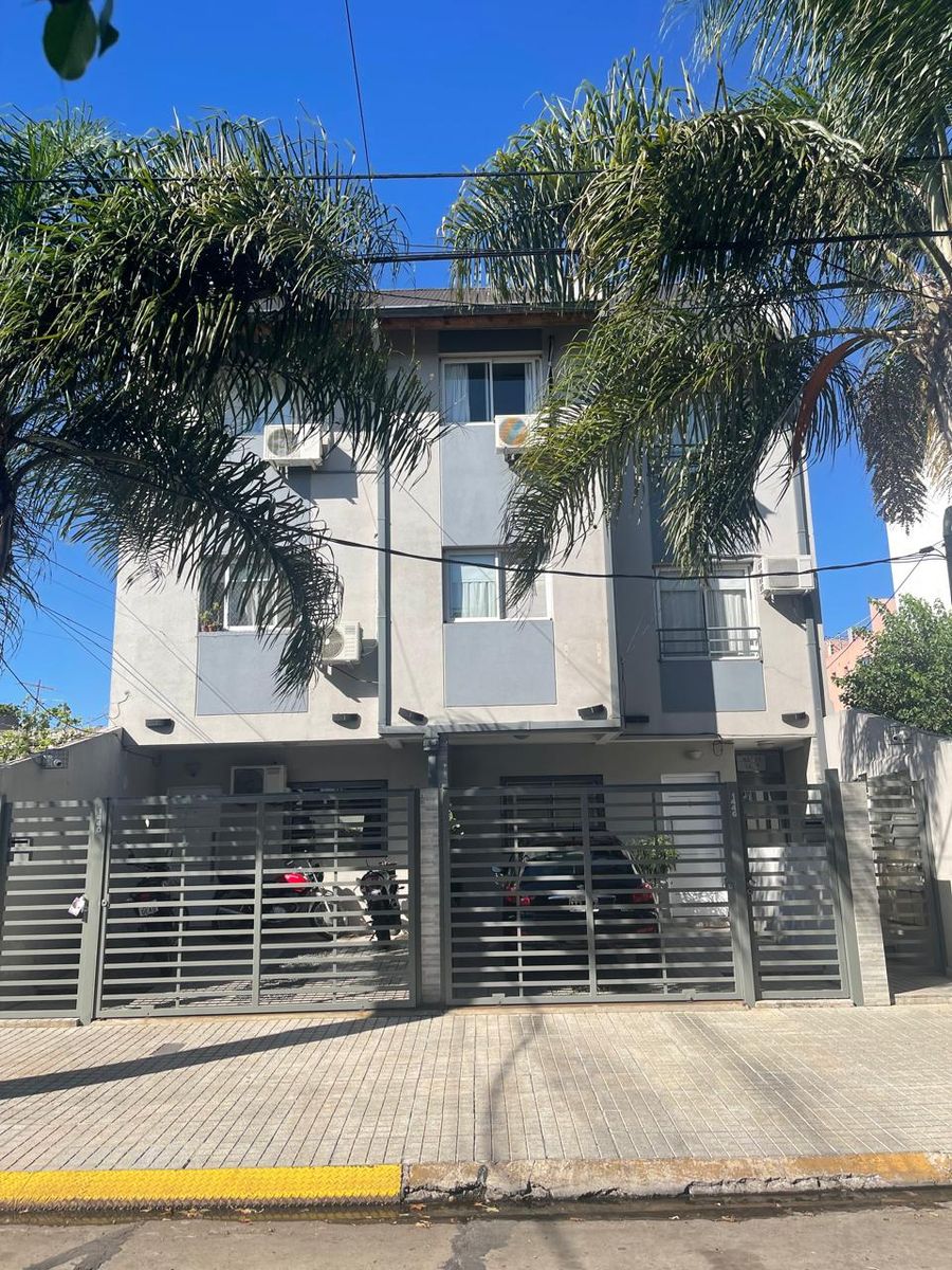SE VENDE DEPARTAMENTO 3 AMBIENTES EN VILLA LUZURIAGA