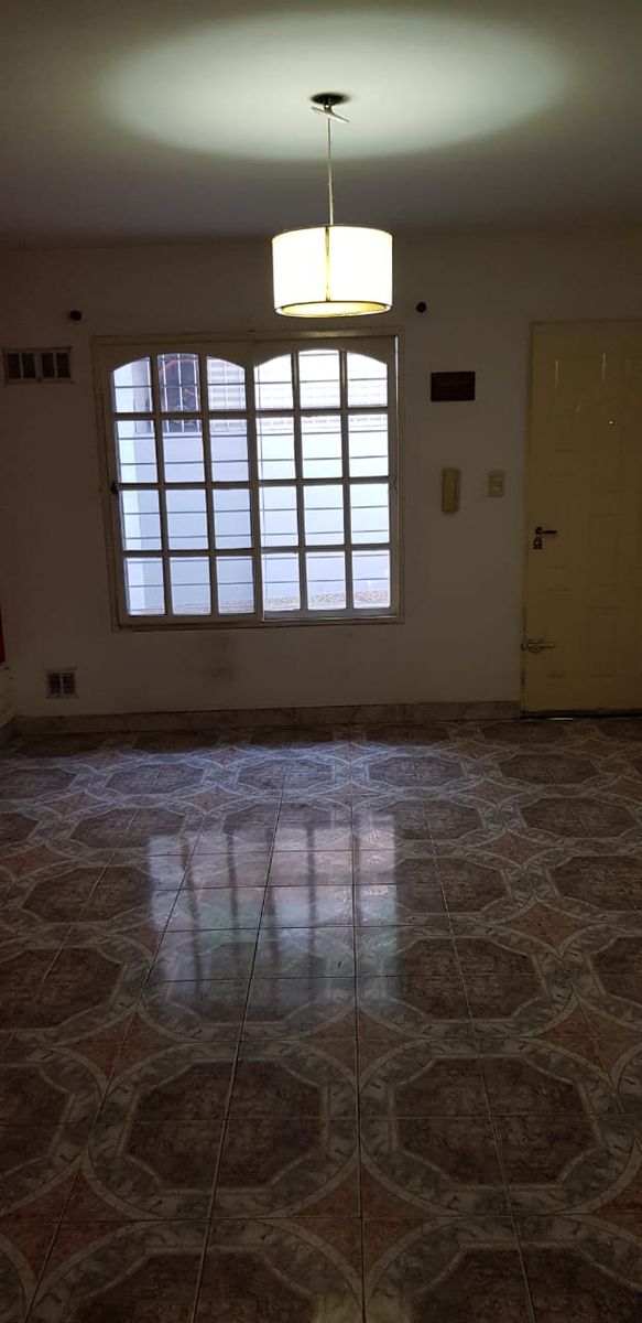 ALQUILER DUPLEX 2 AMBIENTES CON ESPACIO DE COCHERA ZONA SAN JUSTO — foto 12