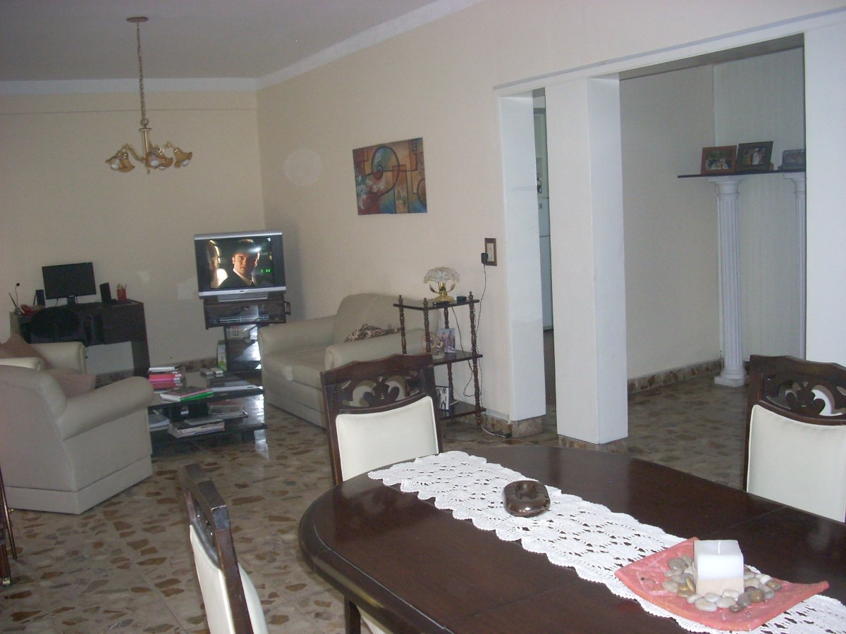 SE VENDE CASA 5 AMBIENTES EN VILLA LUZURIAGA — foto 5