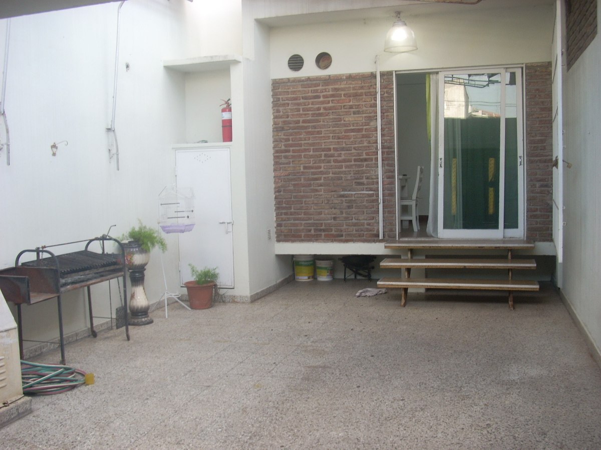 SE VENDE CASA 5 AMBIENTES EN VILLA LUZURIAGA — foto 14