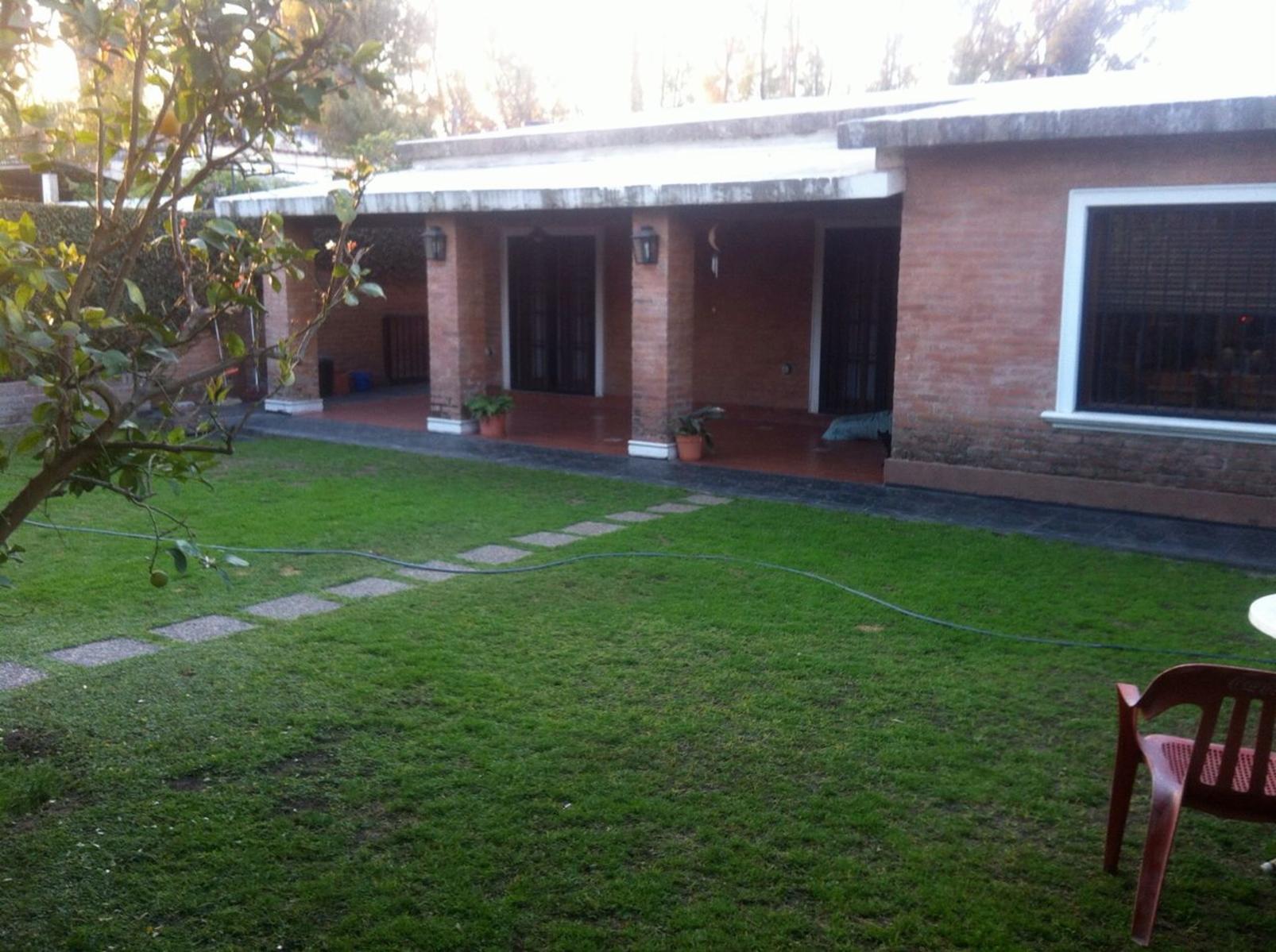 SE VENDE EXCELENTE PROPIEDAD DE TRES DORMITORIOS / ALTA GRACIA — foto 2
